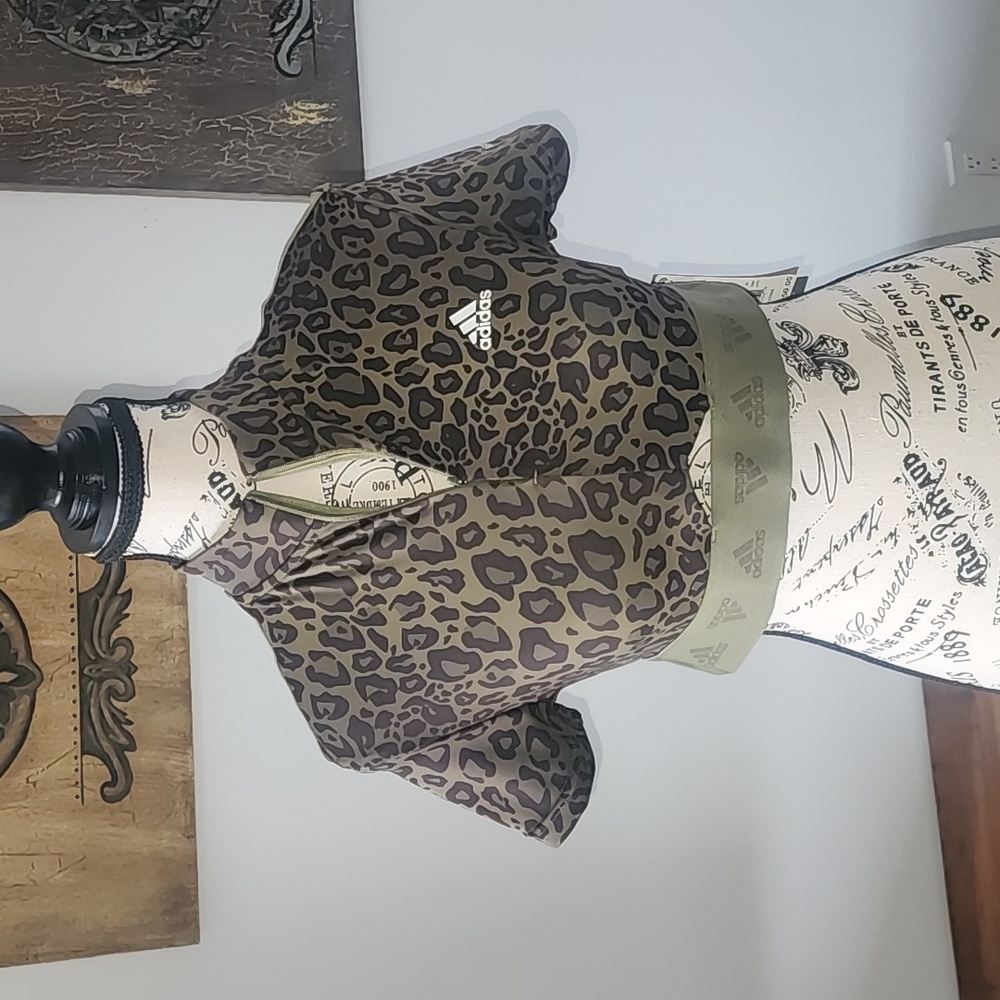 🔆Adidas Camo Crop Zip Tee🔆